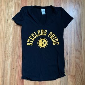 XS PINK Steelers t-shirt